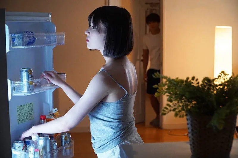 Chị bà xã cãi nhau với ông xã đến nhà bạn gái ở rồi đụ luôn chồng em gái